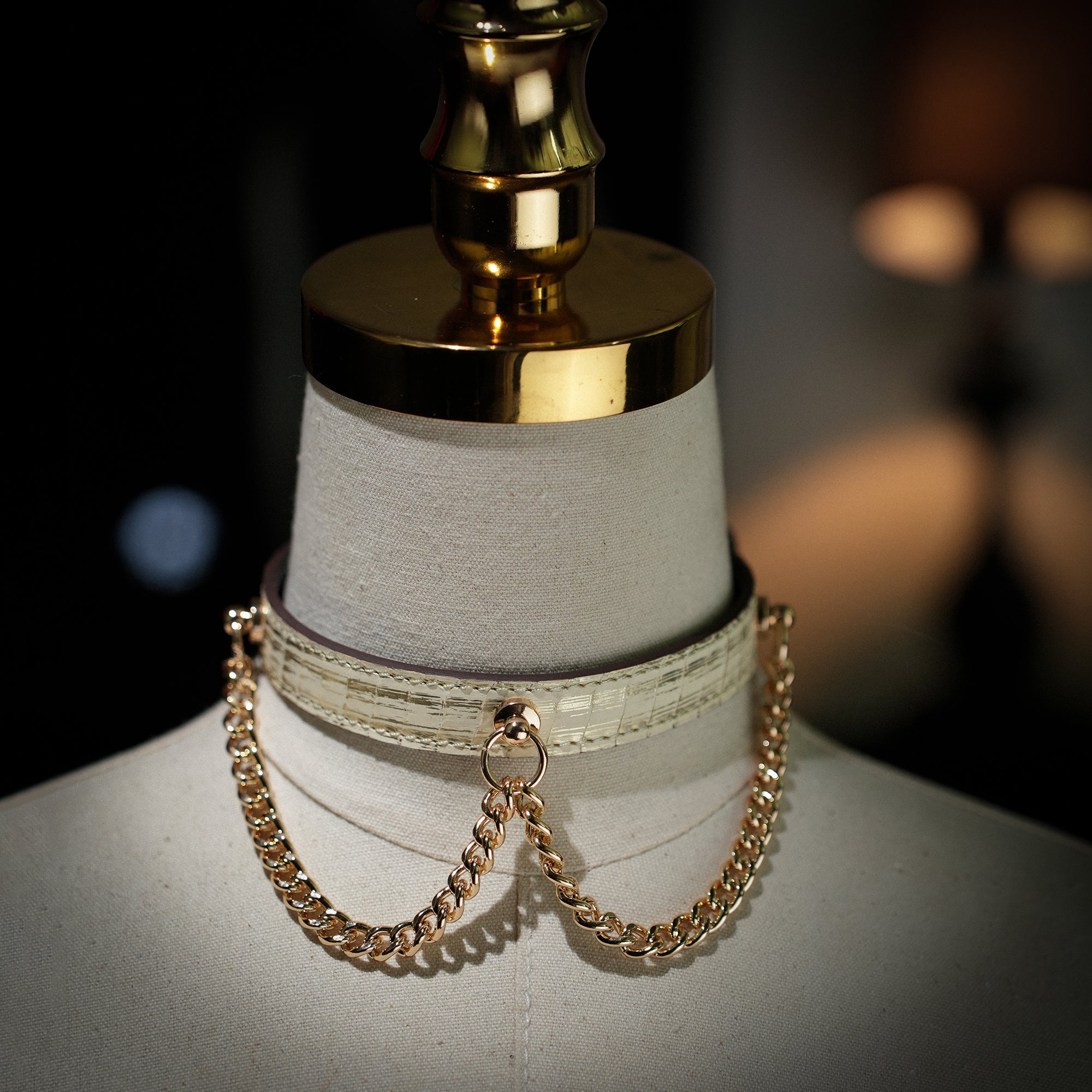 Echo Double Chain Green Choker