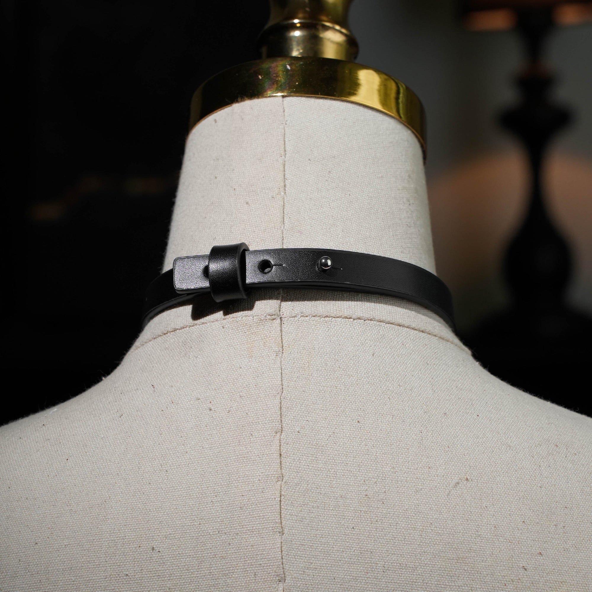 Ray T Circle Snowflake Decorative Choker