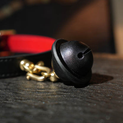 Bell Shaking Black Red With Bell Choker