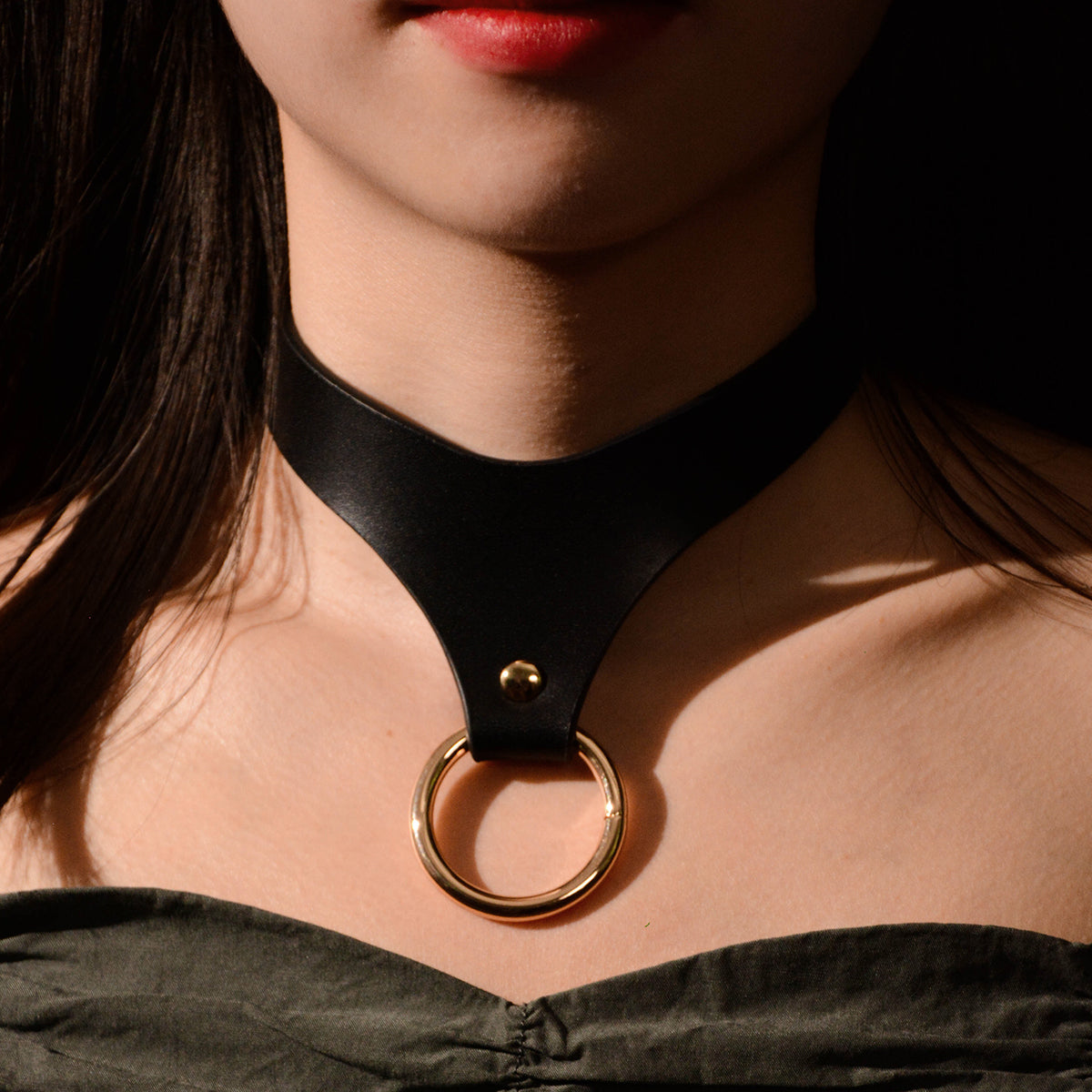 Medea Leather Collar with O-Ring